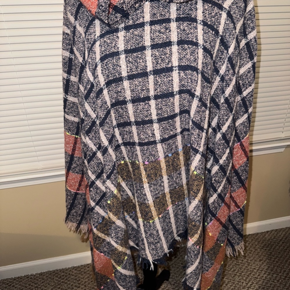 ON Blue New  L/XL multicolor poncho